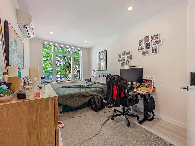 388 Vernon Ave #201 — Photo 5