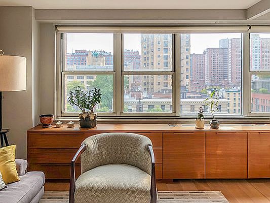 4th image of 360 W 22nd St APT 9T