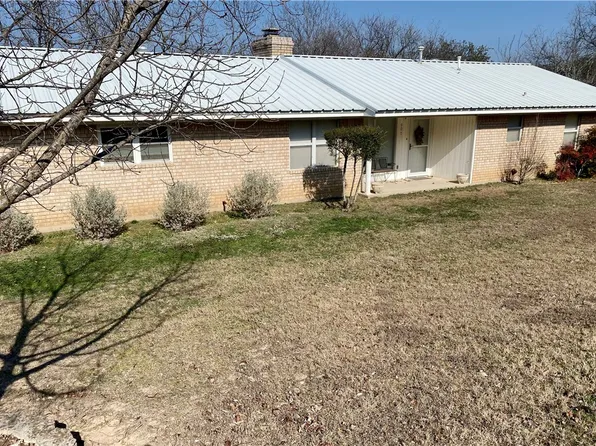 901 Avenue D, Valley Mills, TX 76689