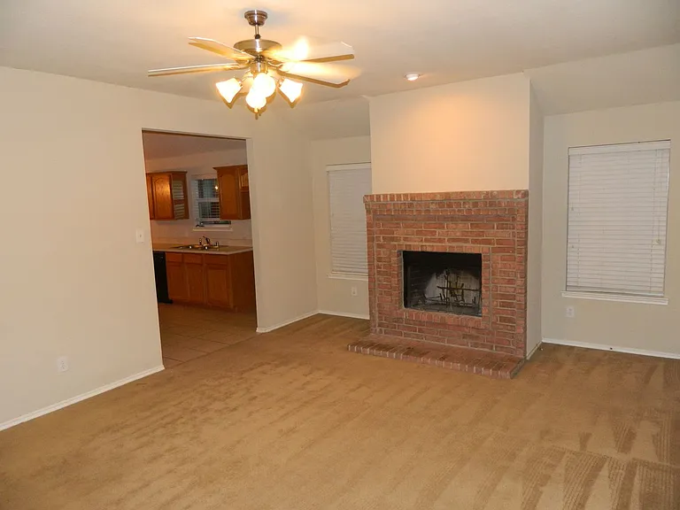 108 Pagoda Dr — Photo 3