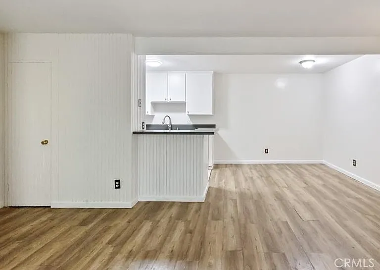 1001 W Macarthur Blvd — Photo 4