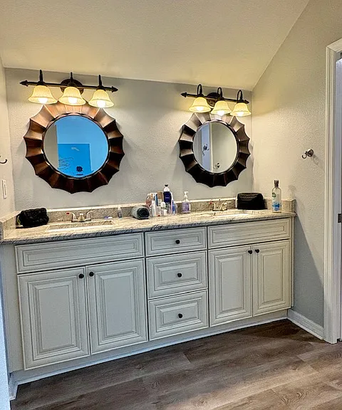 2905 W Bay Court Ave — Photo 19