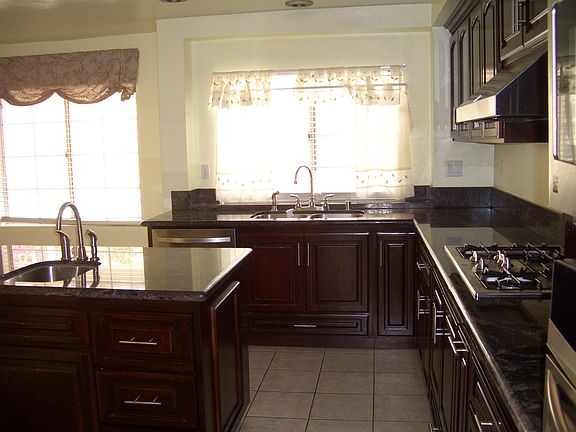 5th image of 14162 Mendocino Ct