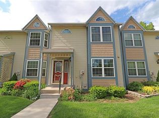 105 Quaker Dr, Bethlehem, PA 18020