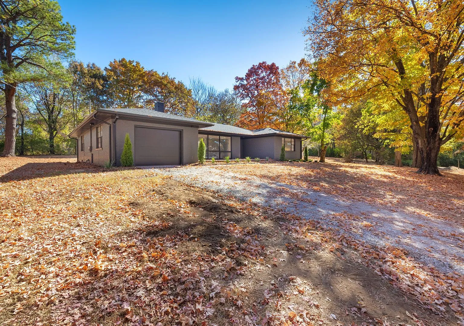 Updated Home with Spacious, Tree-Lined Yard for Rent! — Photo 2
