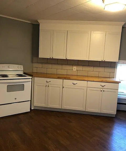 457 Lake Ave #B — Photo 4