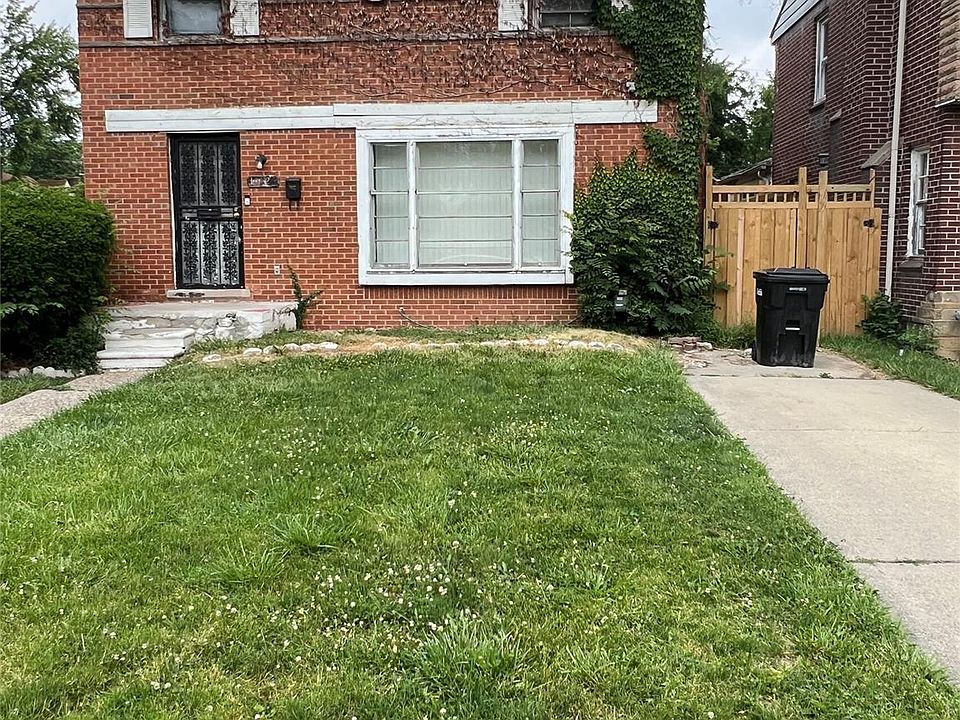 1st image of 10526 W Outer Dr