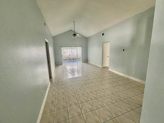 208 Coral Reef Cir — Photo 7