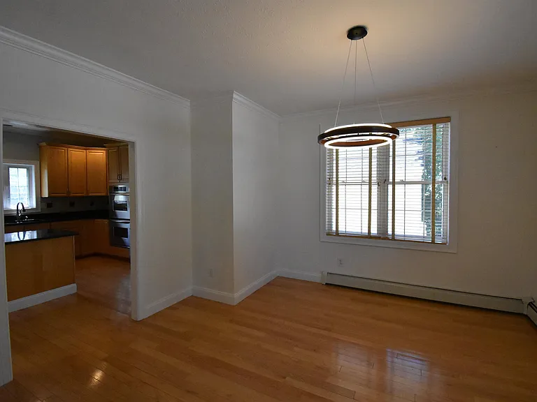 2246 Elm St — Photo 5