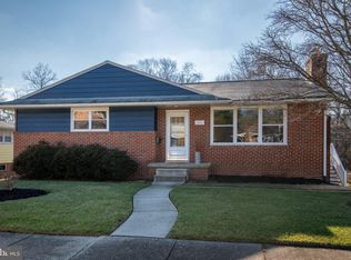 6813 Collinsdale Rd, Parkville, MD 21234