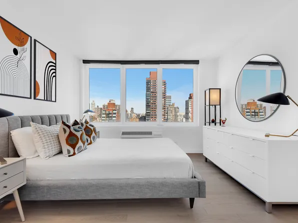 353 East 72nd Street image 4 of 8