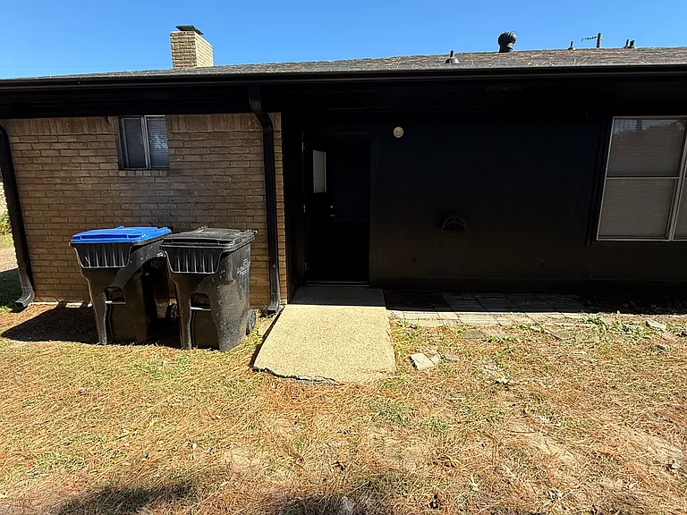 3403 Denson Dr #B — Photo 25