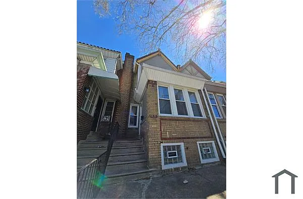 Photo 2 of 9 - 5035 Stenton Ave - Philadelphia, PA Building Photo - 5035 Stenton Ave