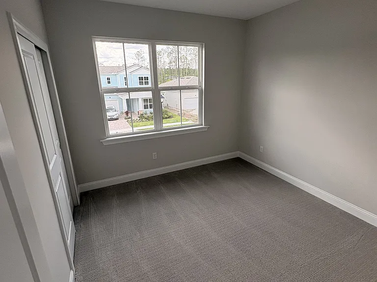 Bedroom 4 (Upstairs)