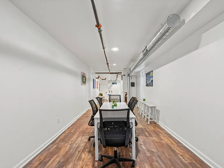 402 Broadway #1 — Photo 10