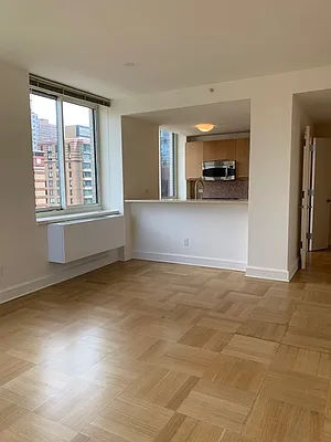 Rented by Windsor Property Management | media 19