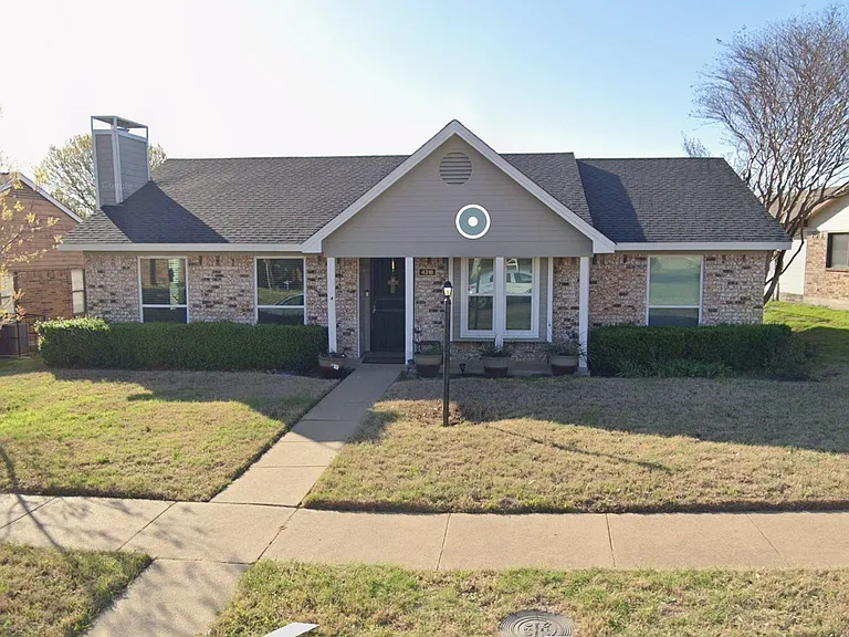 4318 Lashley Dr — Photo 1