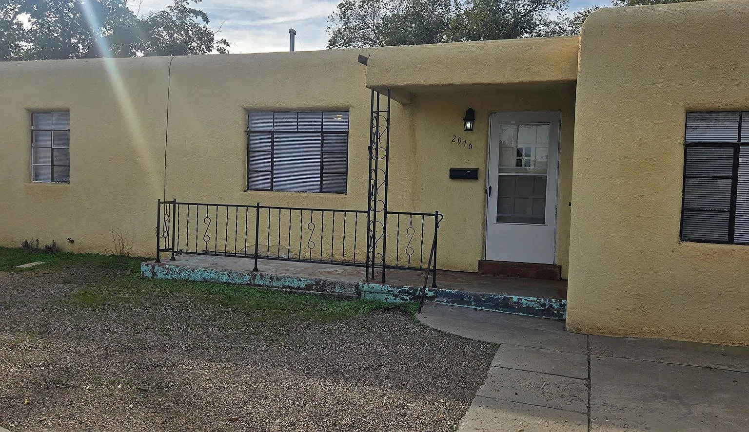3 bedroom house — Photo 1