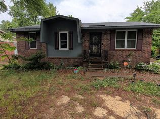 43 Tanglewood Ln, Jackson, TN 38301