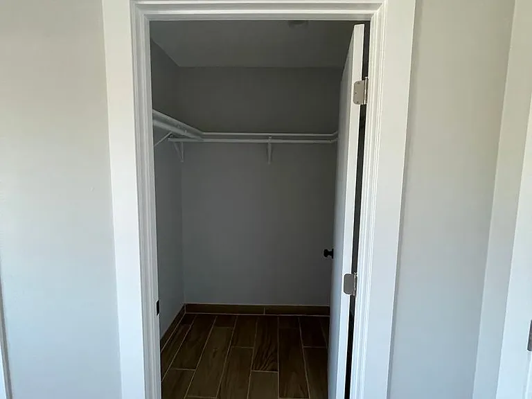 4620 Compton Ave — Photo 27