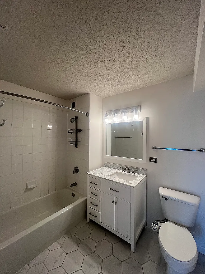 1 bed, 800 sqft, $2,550 — Photo 4