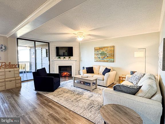5th image of 119 Old Landing Rd Unit 105-C