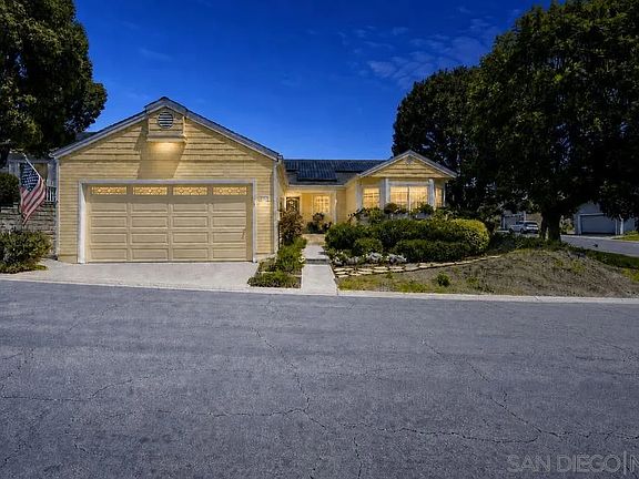 2nd image of 4470 Garnet Ln