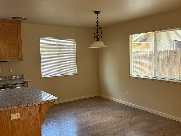 5304 Prospectors Pkwy — Photo 6