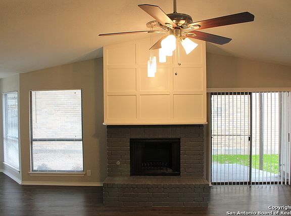 3rd image of 13203 Larkwalk St