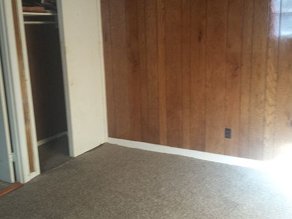 2nd image of 1729 Pinebrook St