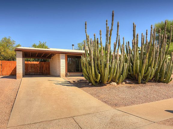 2nd image of 2776 W Calle Del Huerto