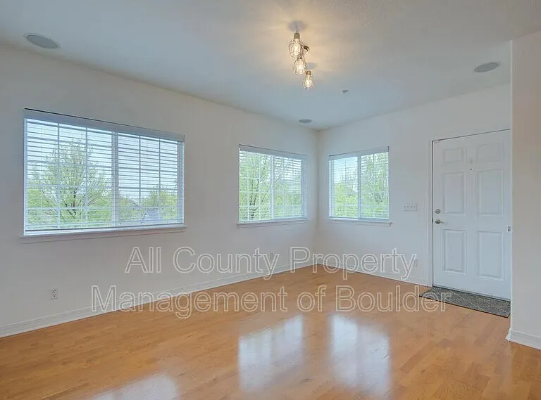 14300 Waterside Ln #J5 — Photo 3