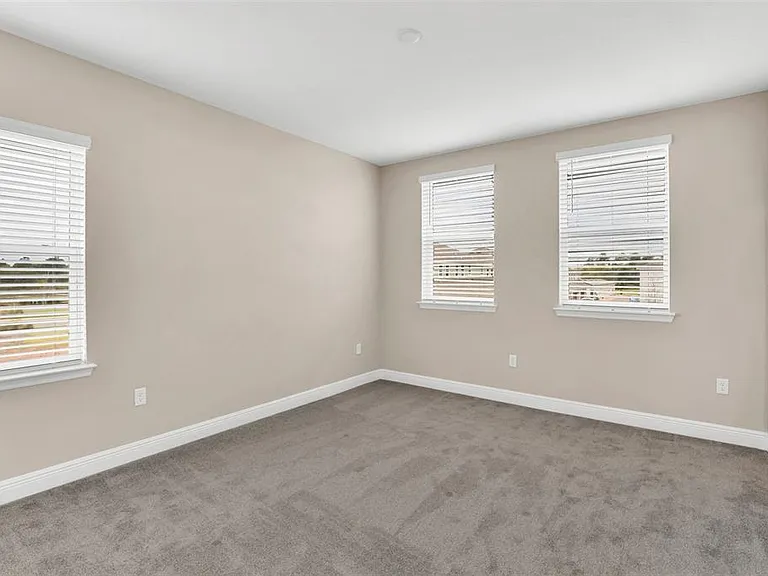 2953 Voyager Ave — Photo 19