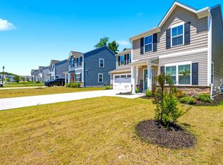 320 Golden Plum Ln, Zebulon, NC 27597
