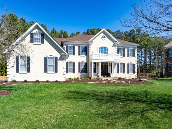 15050 Doral Pl, Haymarket, VA 20169