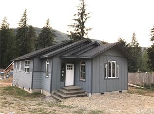 7979 Apache Dr, Maple Falls, WA 98266