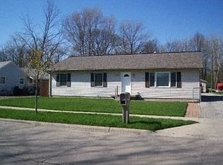 28298 Powers St, Westland, MI 48186
