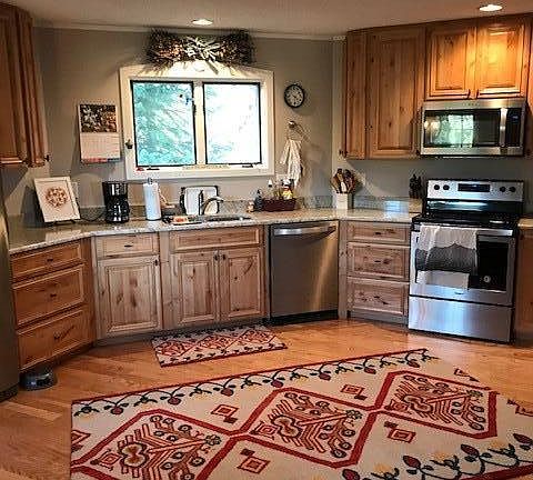 4th image of 189 Snowshoe Cir