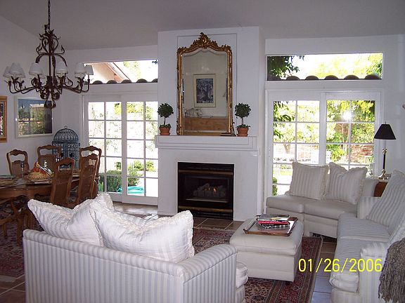Formal Dining/Living Room