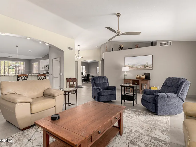 9637 E Sundune Dr — Photo 11