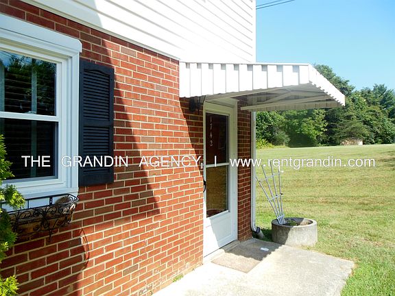 2nd image of 1742 Elbert Dr