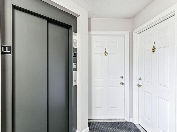 5th image of 3960 Olde Savannah Dr APT 2