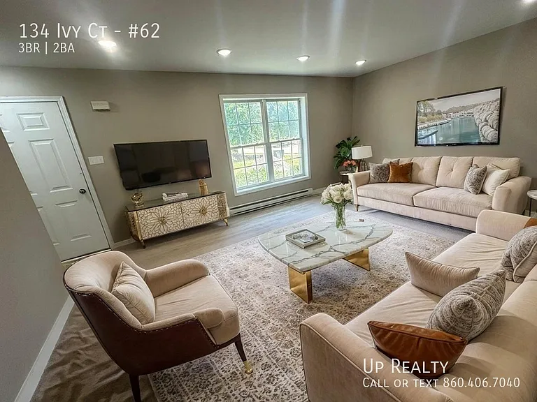 134 Ivy Ct #62 — Photo 3