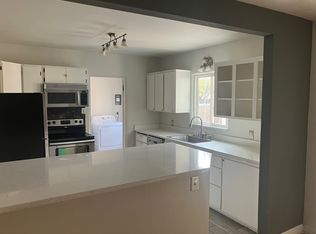 441 Morningside Dr NE, Albuquerque, NM 87108