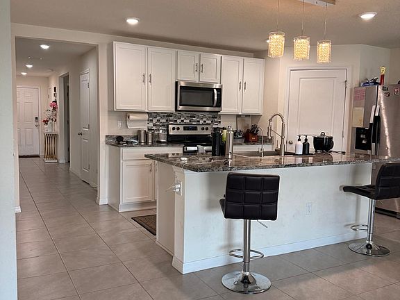 4th image of 5686 Barakat Rd