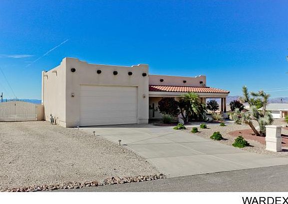 3rd image of 3392 Desert Pl