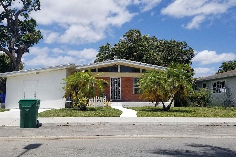 1st image of 1511 NW 49th St W