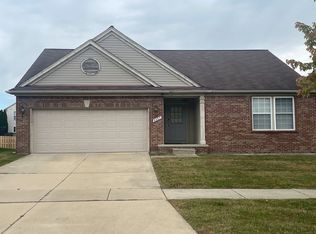 6367 Oakhurst Dr, Ypsilanti, MI 48197