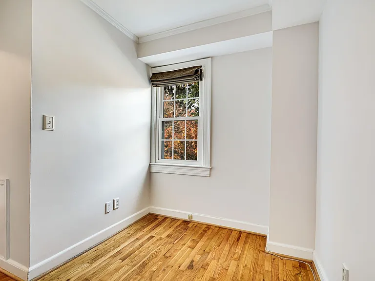 1300 S Barton St #342 — Photo 14