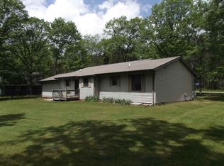 2853 W Burdell Rd, Roscommon, MI 48653